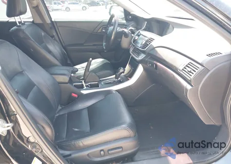 2015 Honda Accord Ex-L V-6 z USA, uszkodzony, nr VIN 1HGCR3F81FA010106